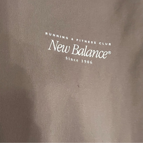 NWT- New Balance Performance Logo Leggings XS - Picture 9 of 11